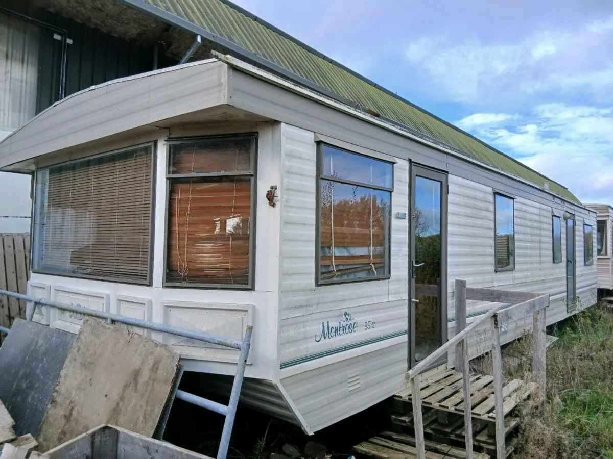 Mobile home - Image 1