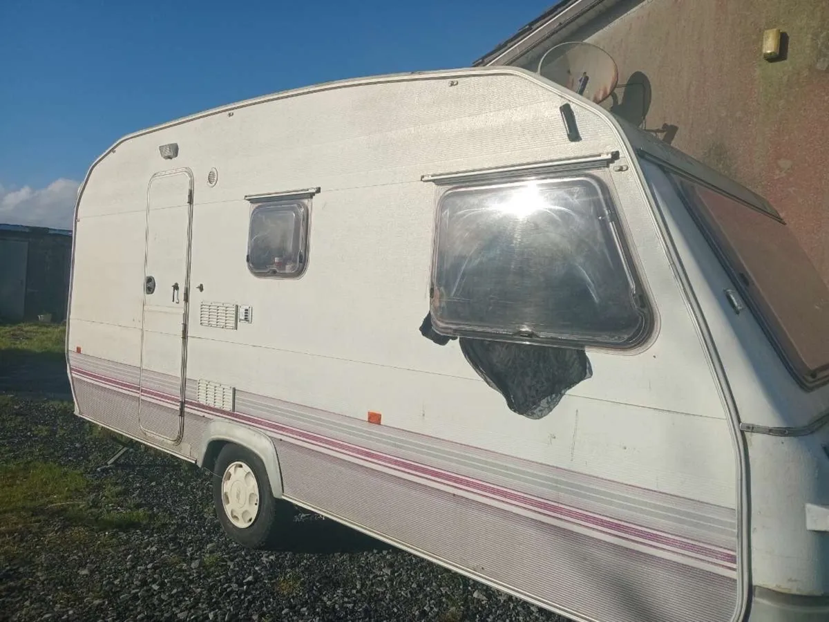 Caravan for sale - Image 4