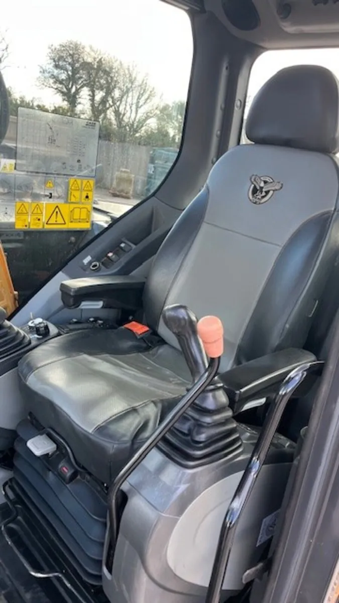 2020 Case CX85 - Image 4