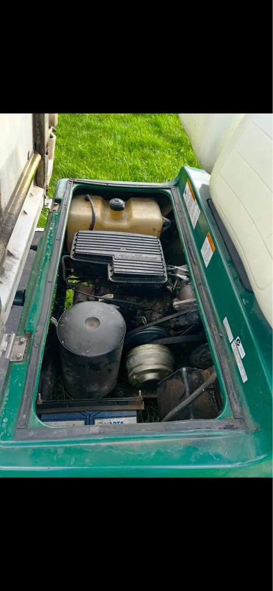 Yamaha petrol golf buggy - Image 2