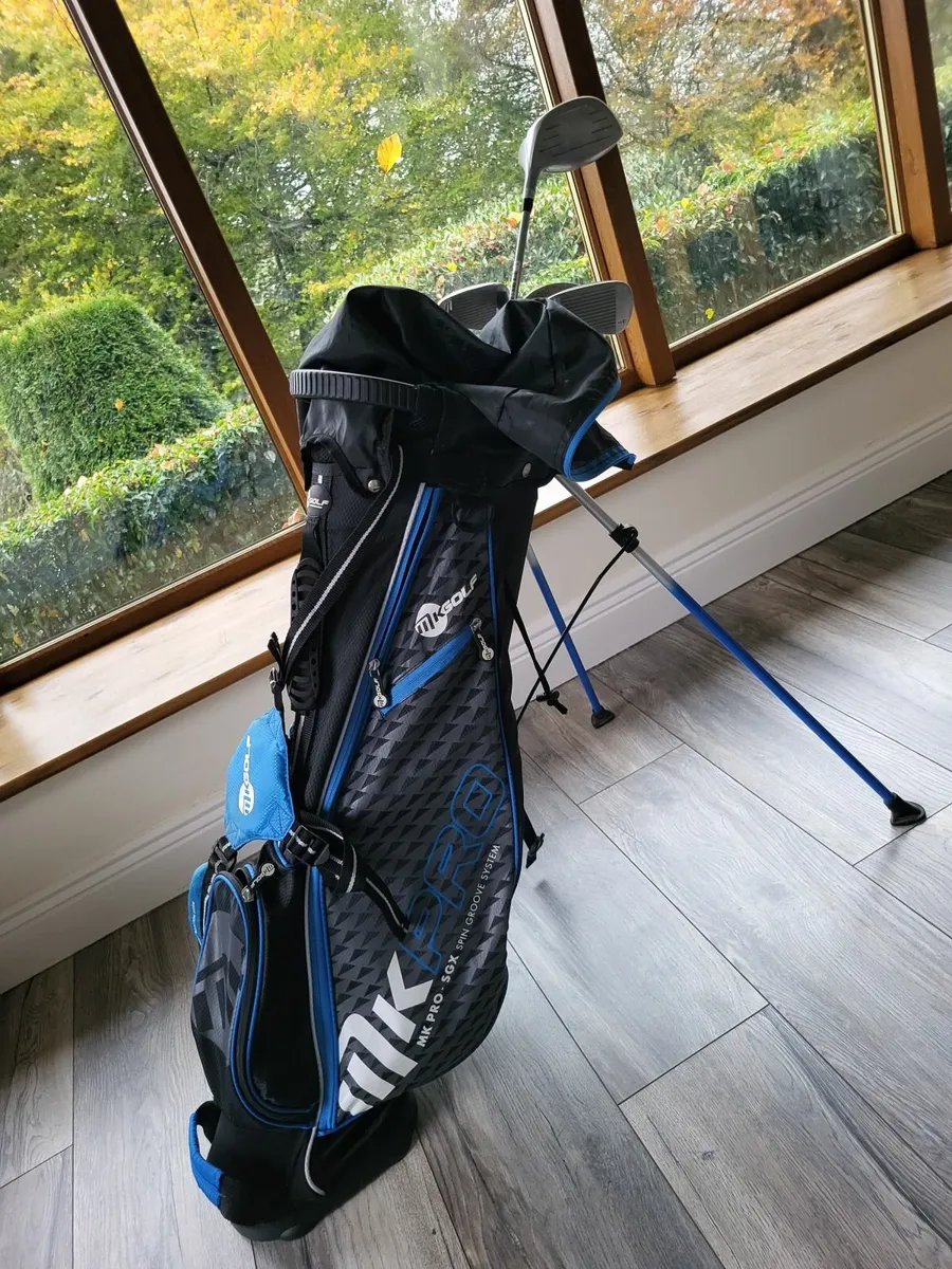 MK Pro Junior Golf Set - Image 1