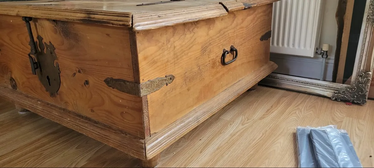 Coffee table - Image 3