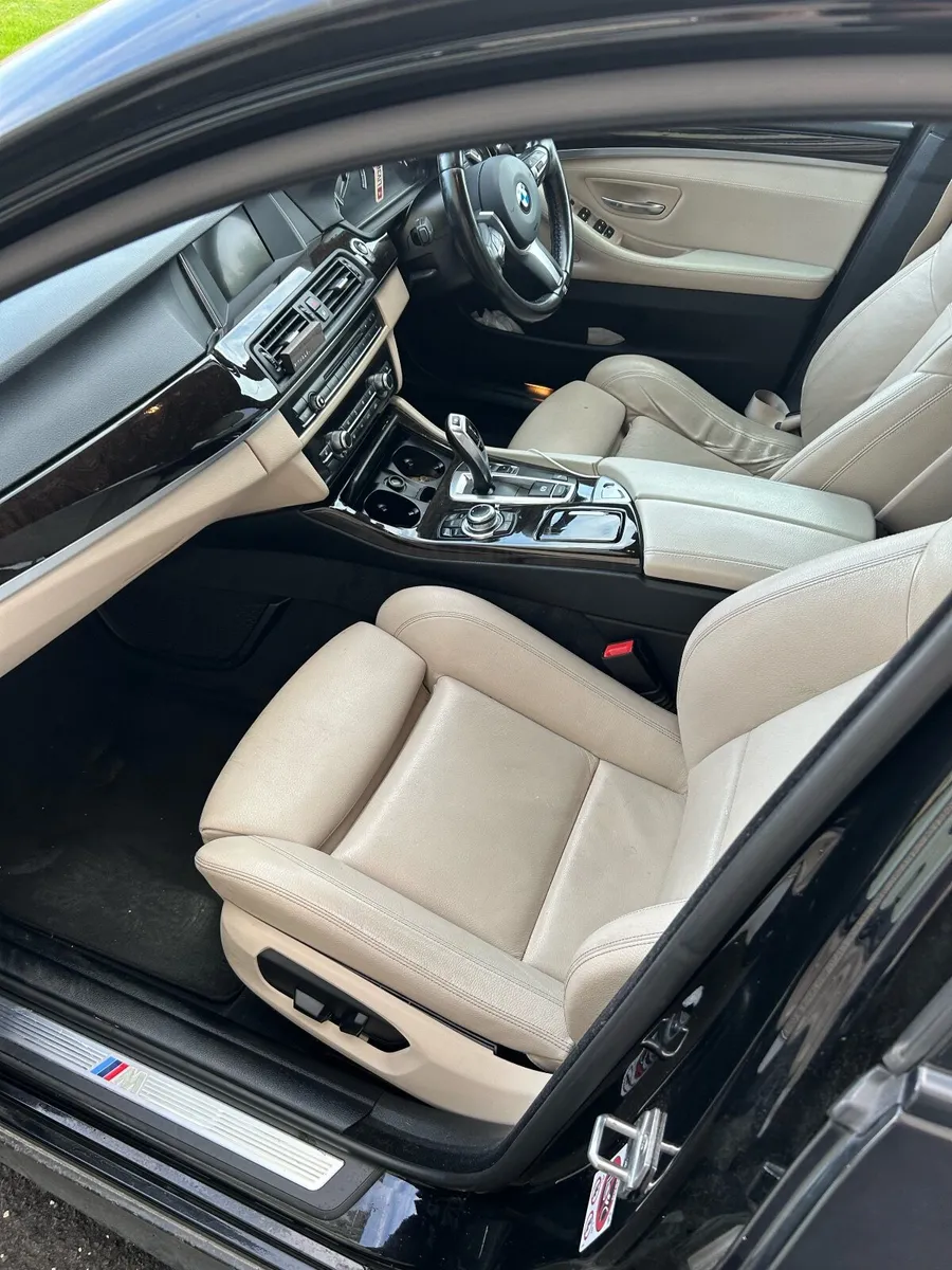 BMW 5-Series 2016 - Image 2