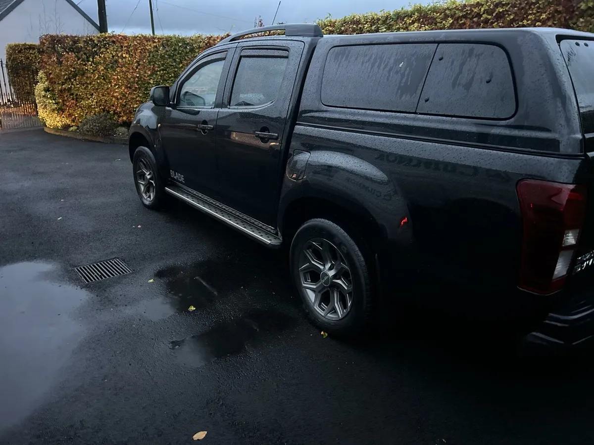 161 ISUZU D-MAX BLADE - Image 3