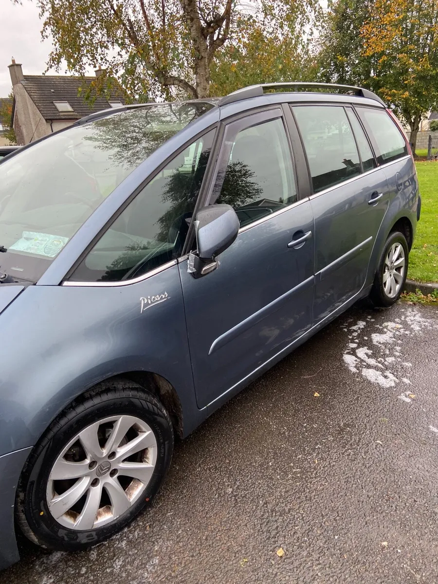 Citroen C4 Picasso 2011 - Image 1