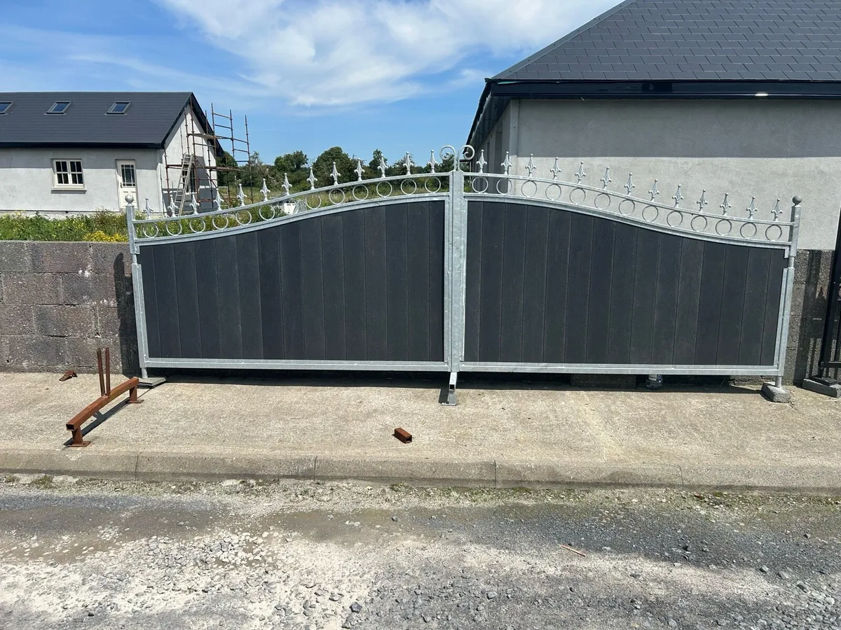 14ft galvanized PVC gates on sale ✅