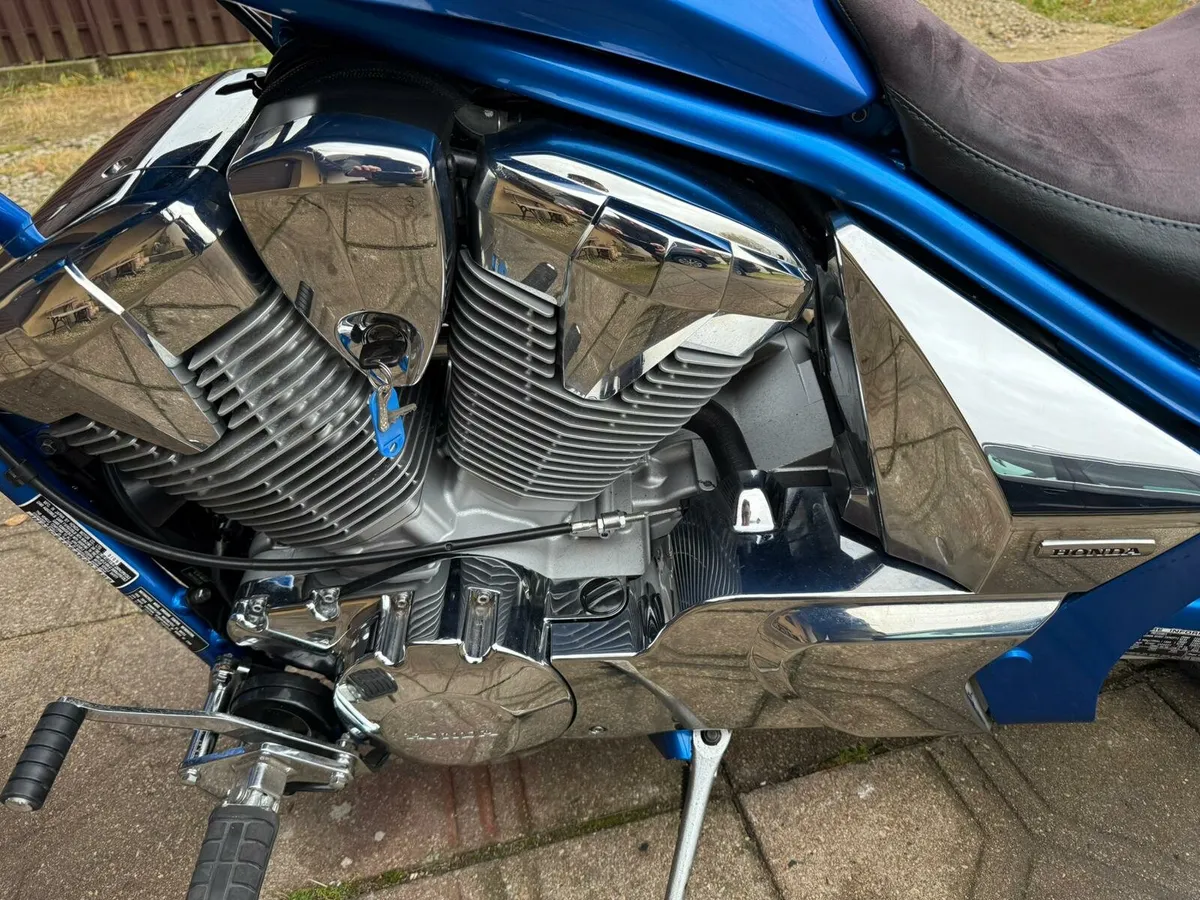 Honda Fury Vt1300cx - Image 4