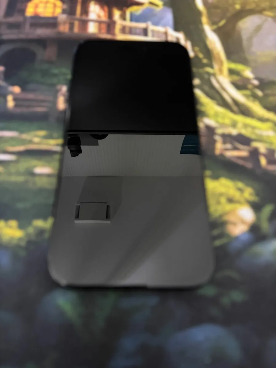 Unlocked iPhone 15 - Image 3