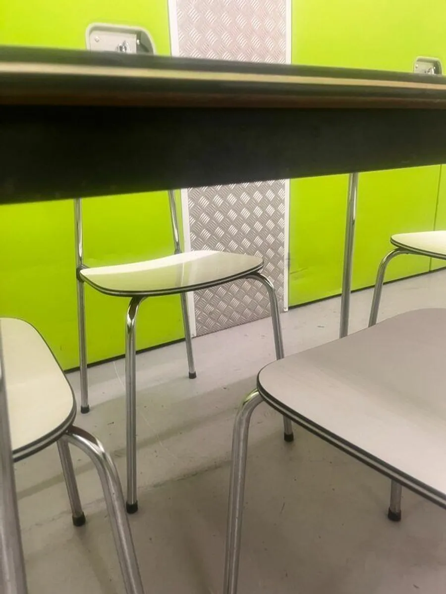 Unique Mid Century Formica Table and chairs set - Image 4