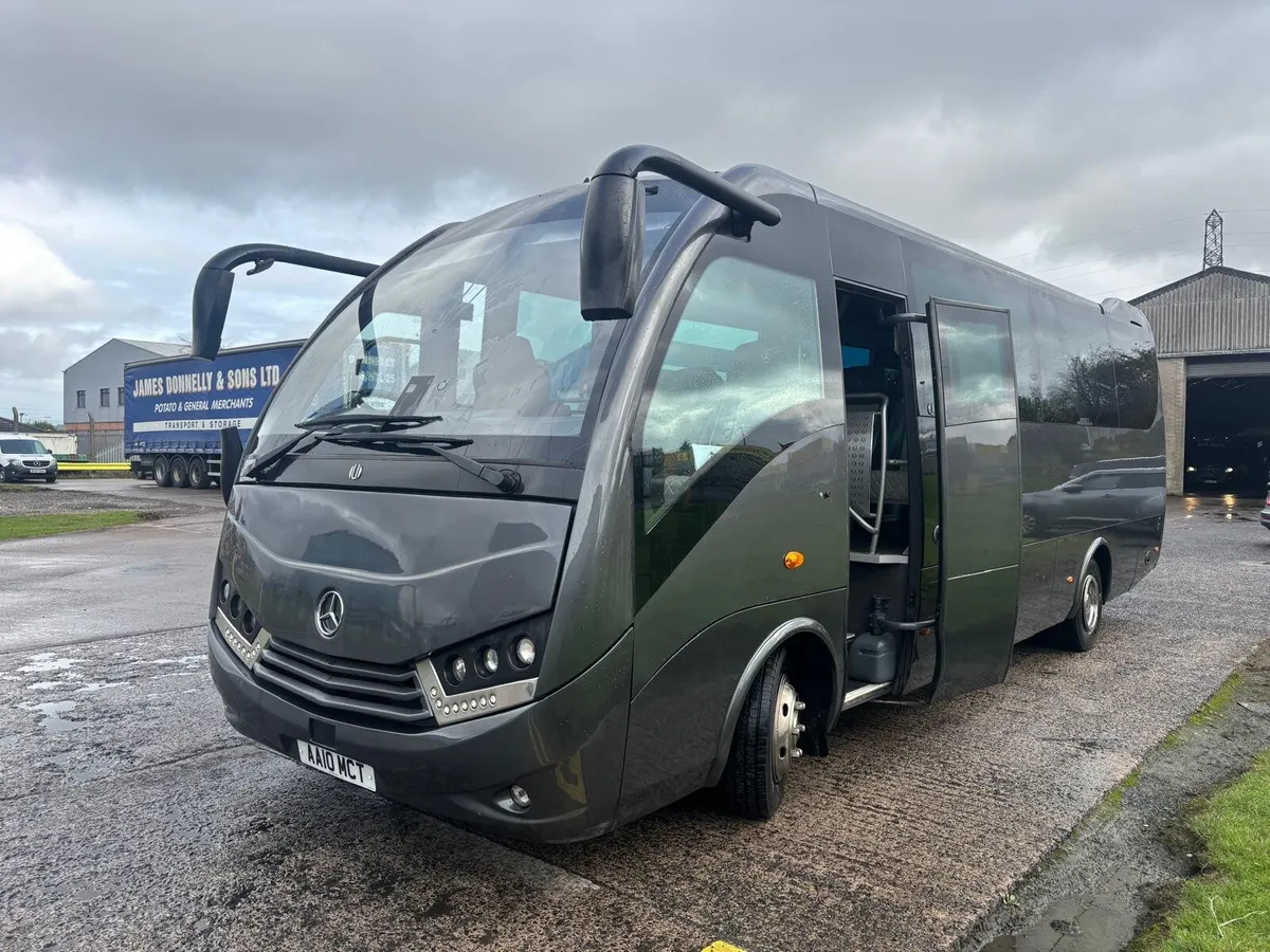 Mercedes-Benz 29 seat coach - Image 1