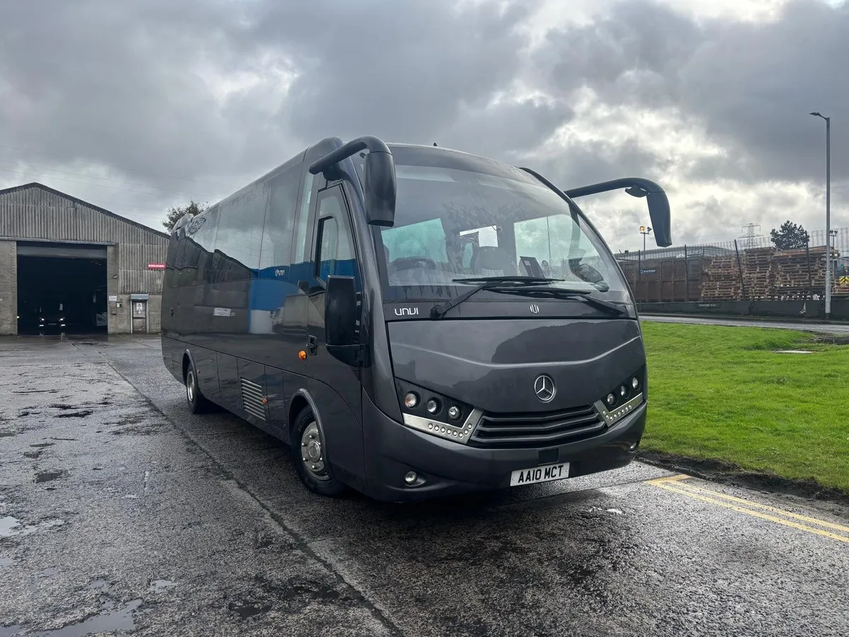 Mercedes-Benz 29 seat coach - Image 2