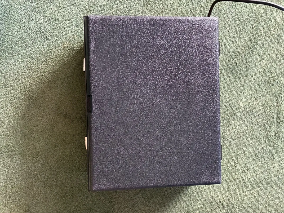 Fidelity transistorised mini player record player - Image 3