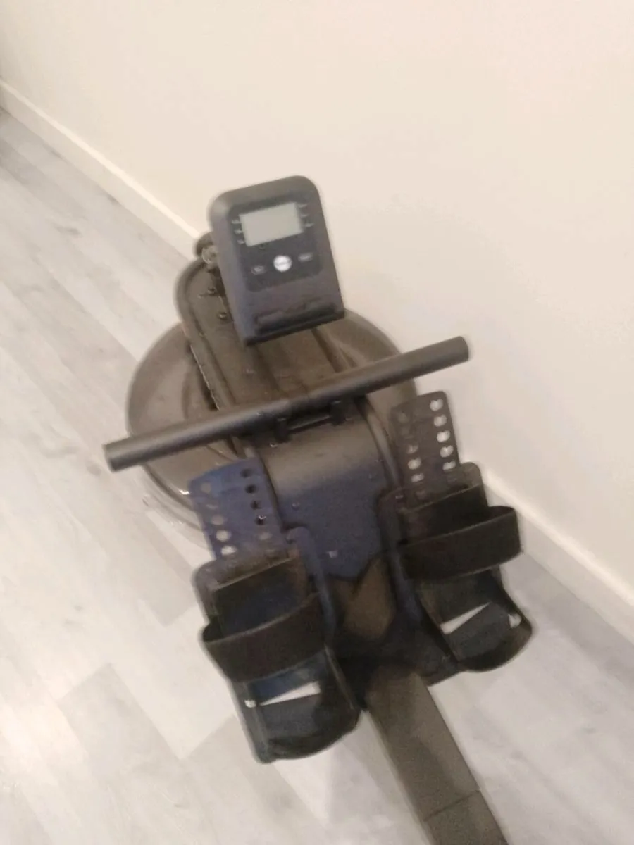 Rowing Exercise Machine - Image 1