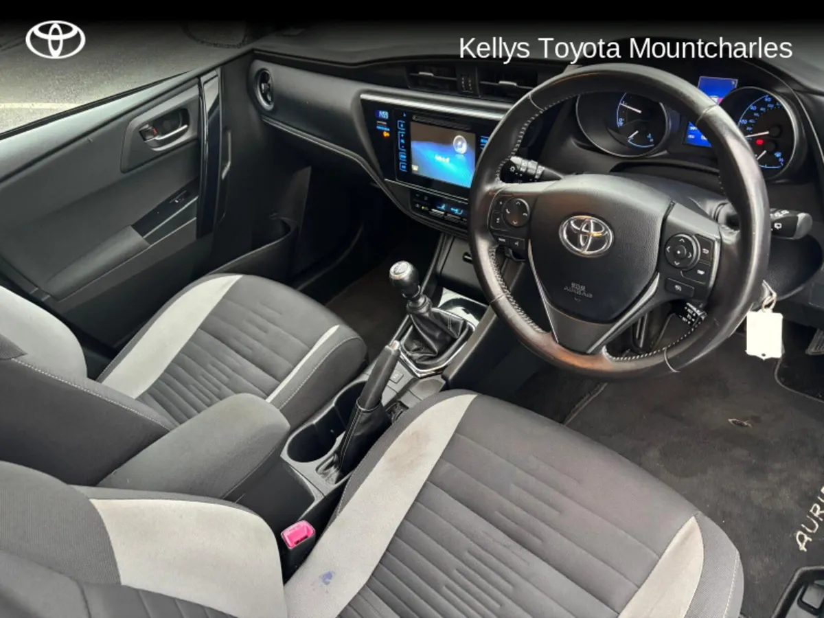 Toyota Auris 1.6 D-4D DESIGN 110BHP 5DR D - Image 2