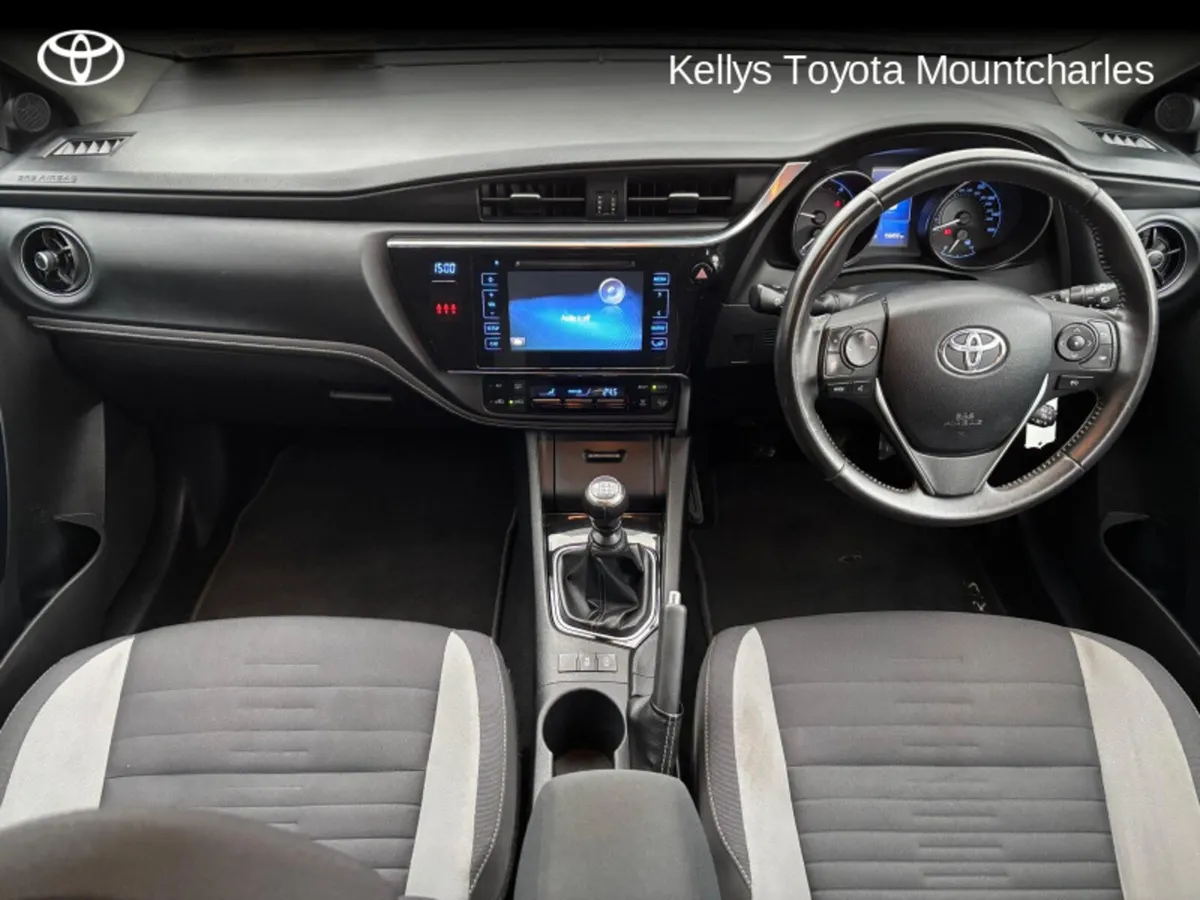 Toyota Auris 1.6 D-4D DESIGN 110BHP 5DR D - Image 4