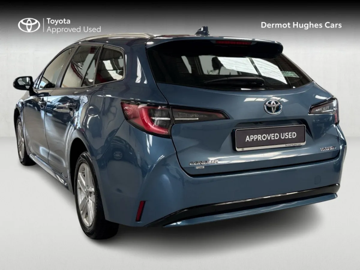 Toyota Corolla HYBRID LUNA TS AUTO - Image 2