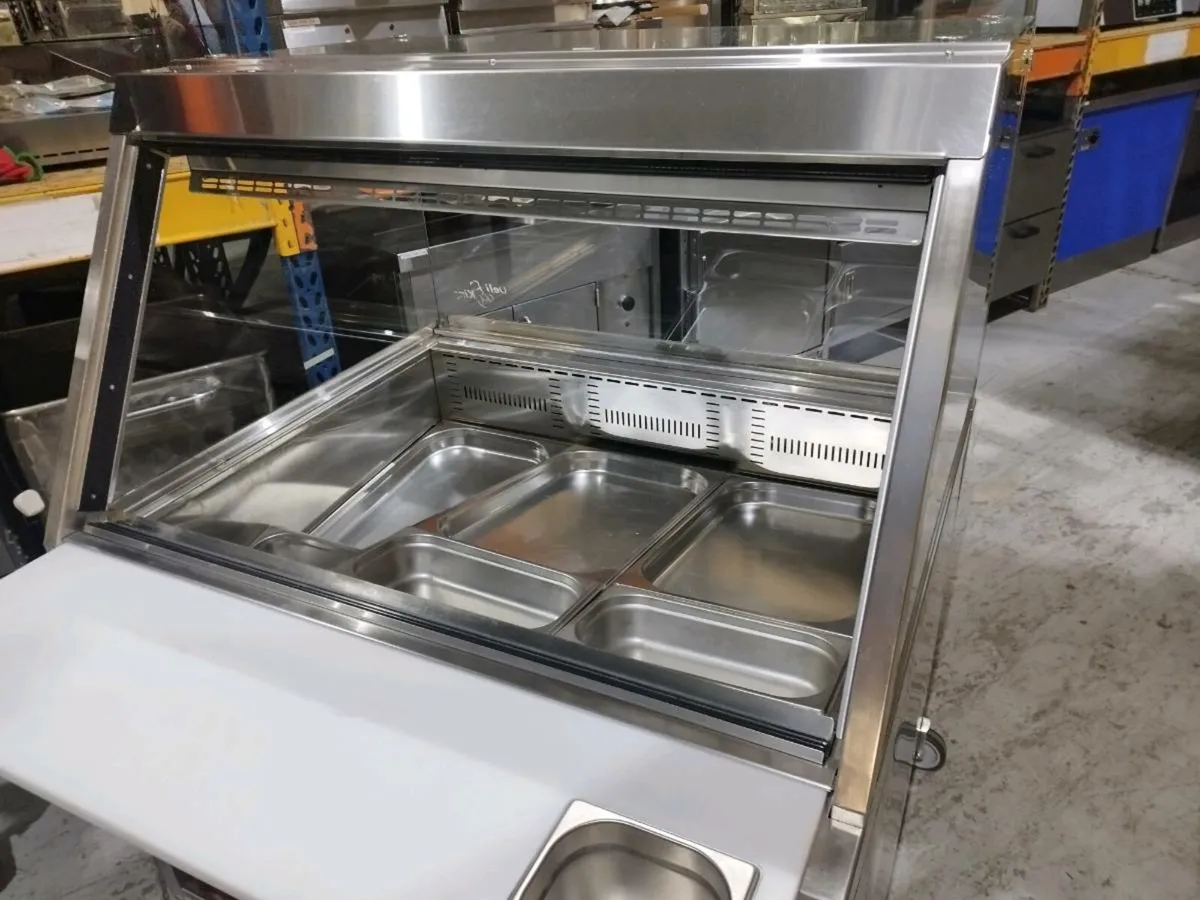 Hot serve over  counter - Image 4