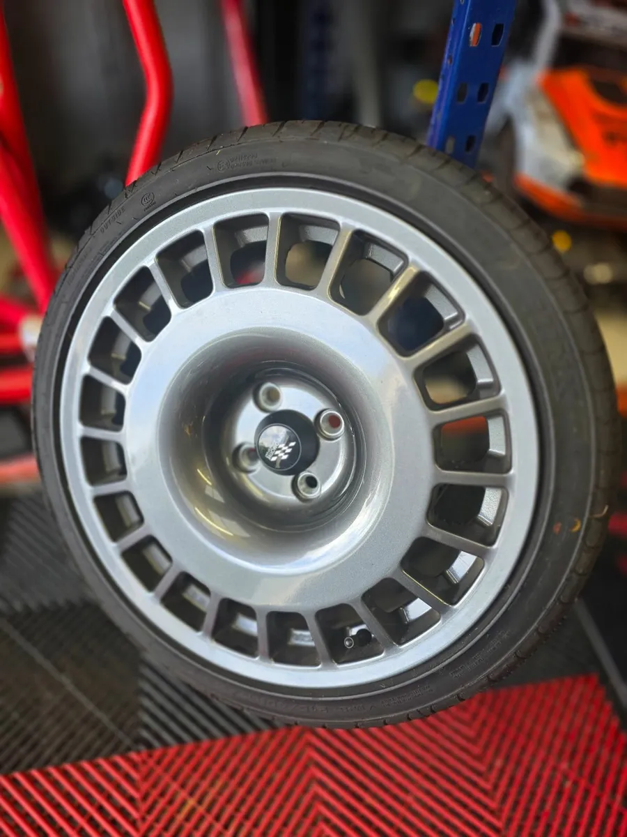 17in Compomotive th1781 alloys - Image 2