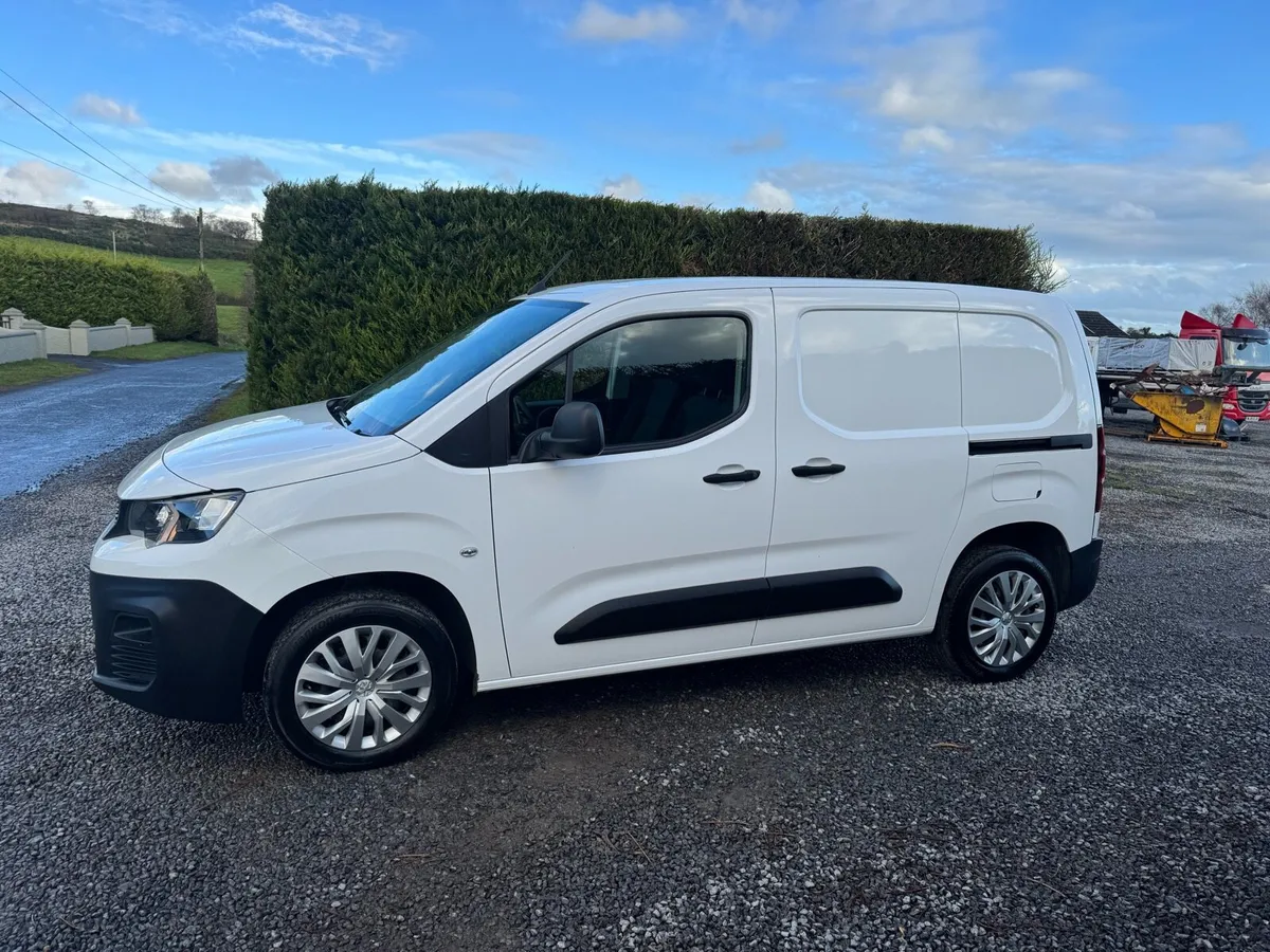 2020 Peugeot partner 1.5 hdi professional - Image 4