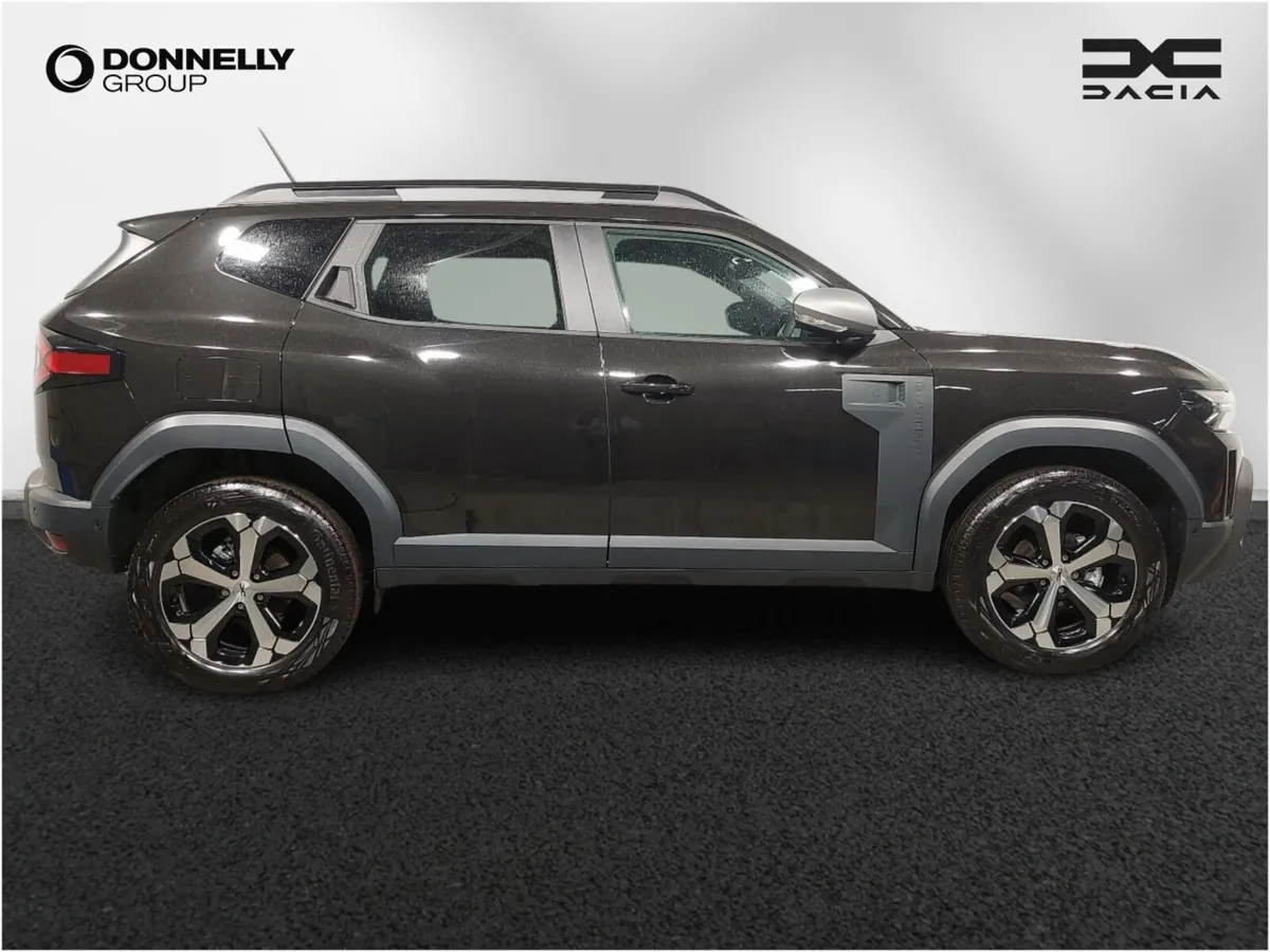 Dacia Duster Estate Journey - Image 3