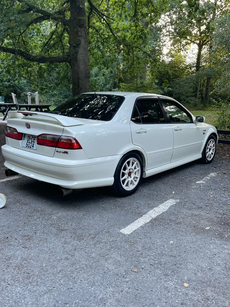 Honda accord Euro R CL1 - Image 4