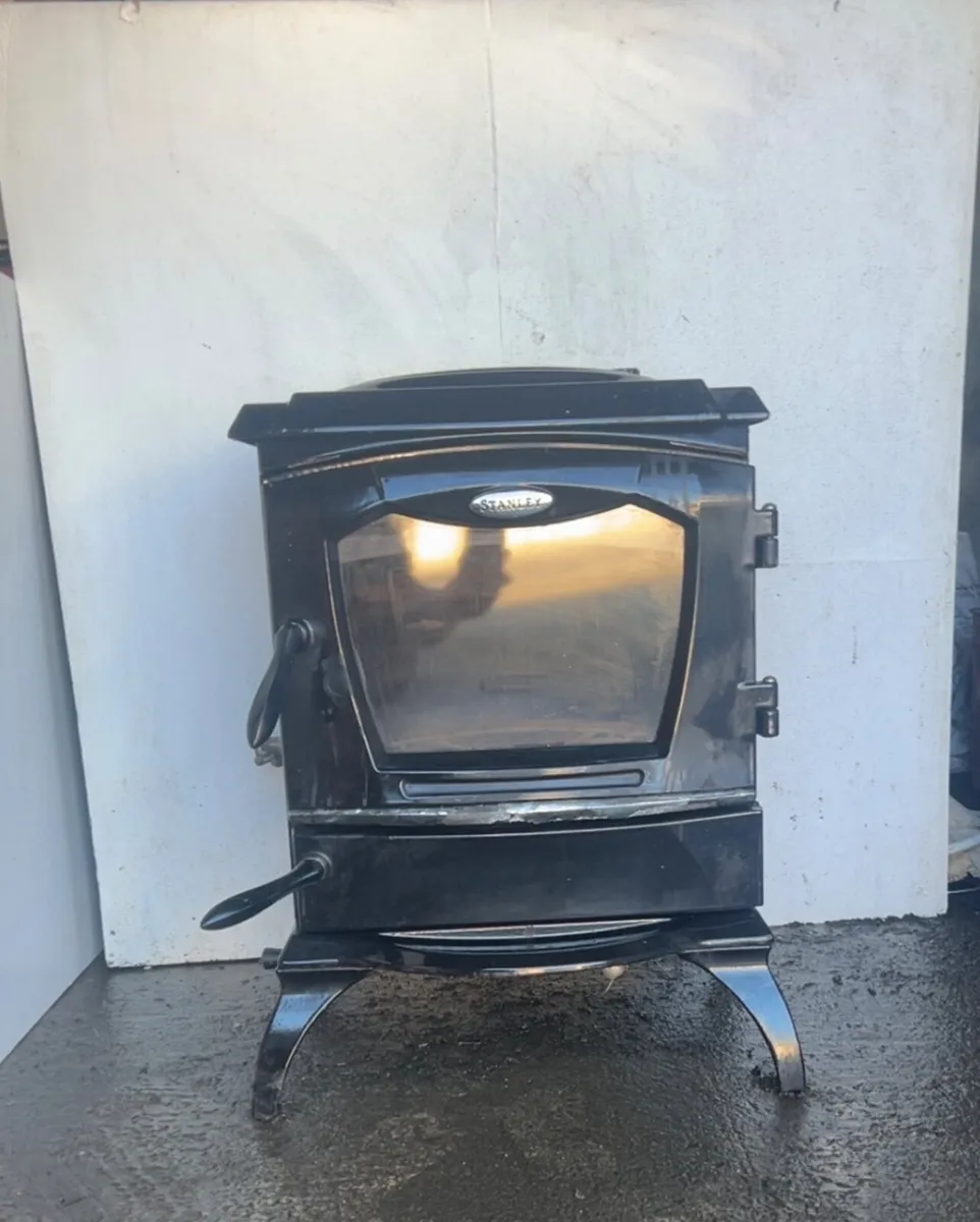 Stove - Image 1