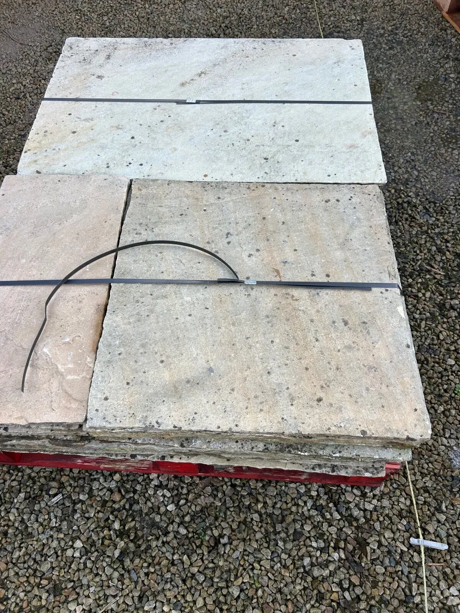 Cheap  Old Sandstone Paving - Image 3