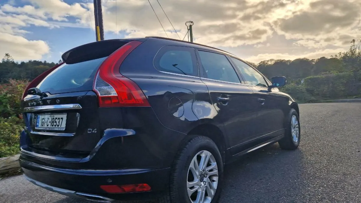 volvo xc60 - Image 3