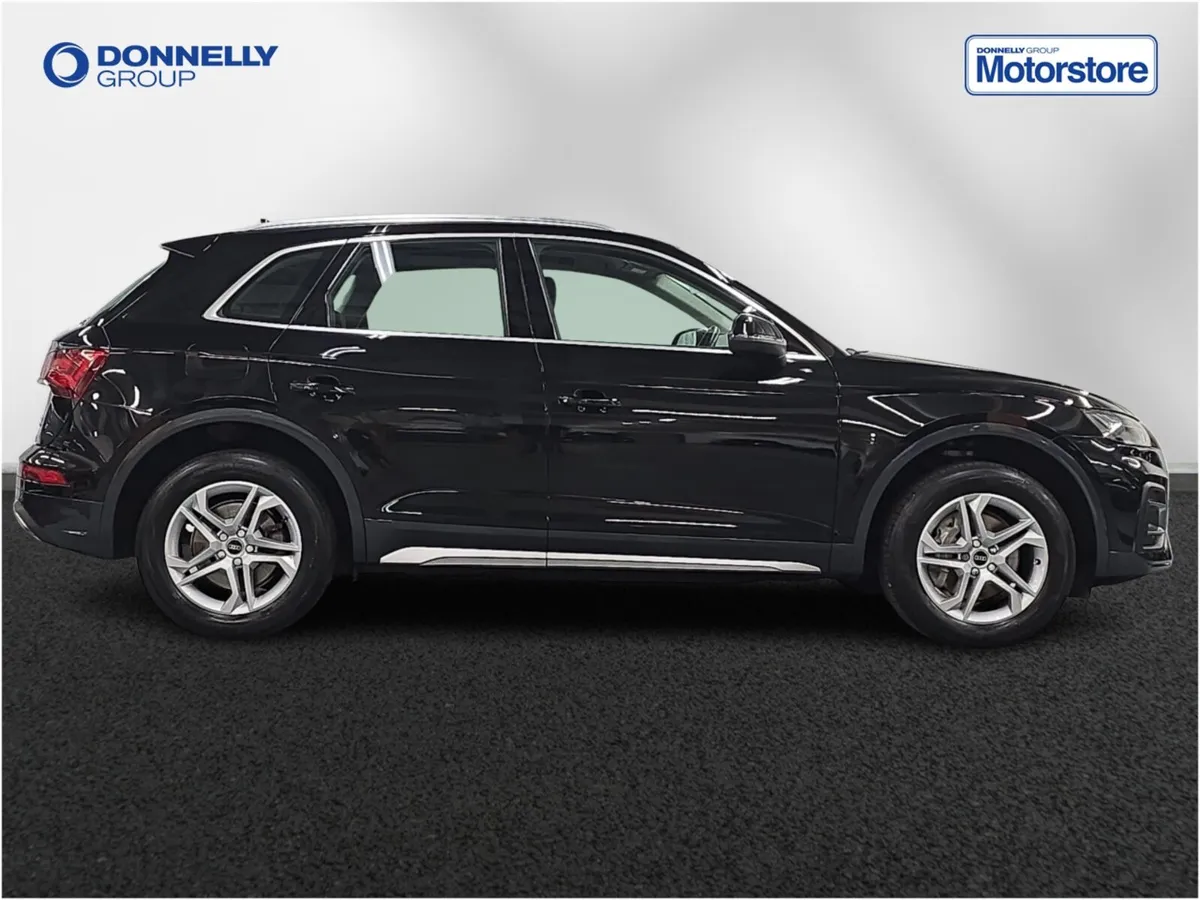 Audi Q5 Diesel Estate Sport - Image 3