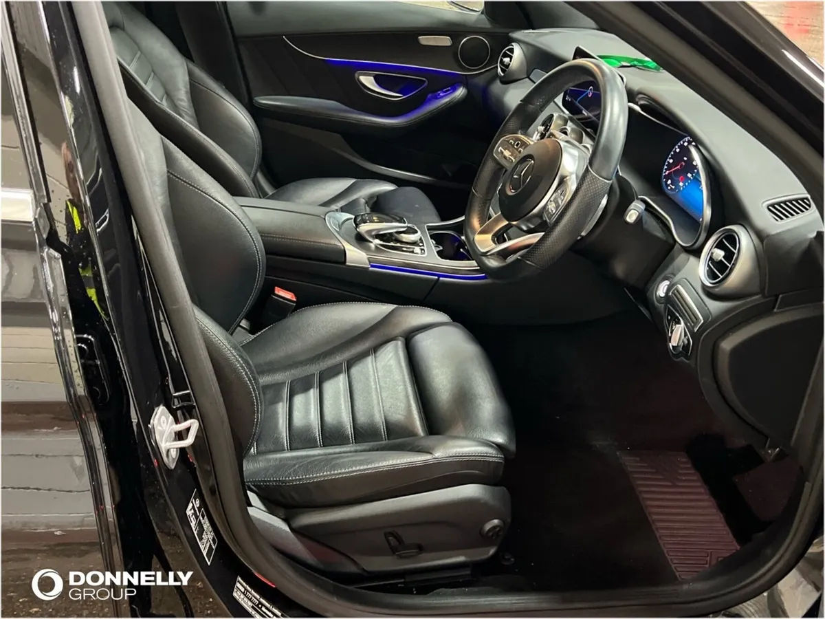 Mercedes-Benz C Class Saloon AMG Line - Image 4