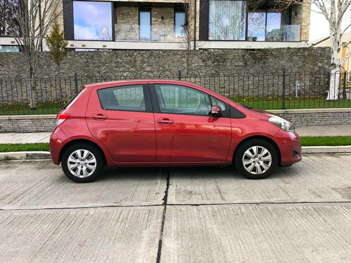 2013 YARIS LUNA NCT 5/26 TAX 3/26 FULL TOYOTA SH - Image 2