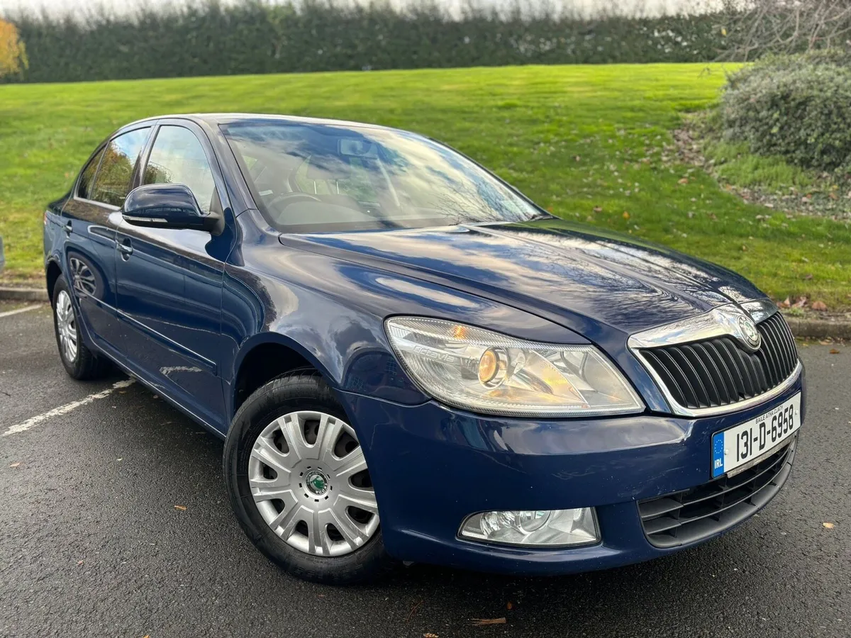 ŠKODA OCTAVIA 1.2 PETROL NCT 02/26 + TAXED - Image 2