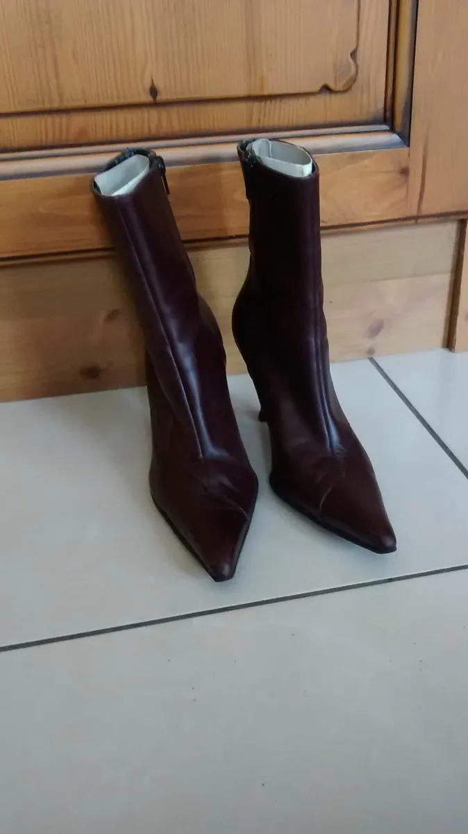 Dark brown / chestnut boots  - Cobh - Image 3