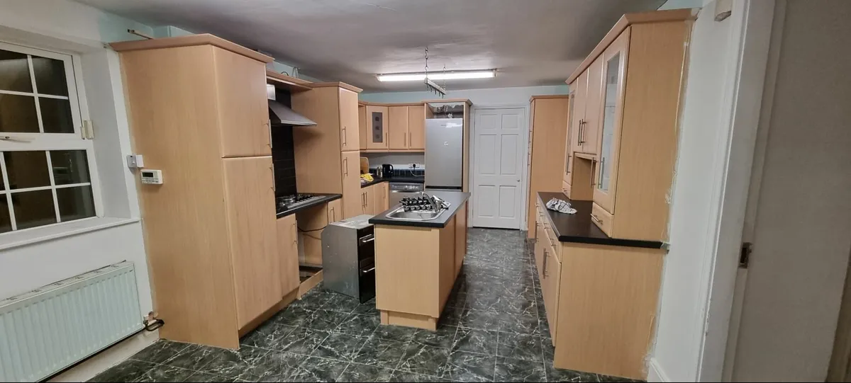 Fitted Kitchen disassembled and ready to take away - Image 4