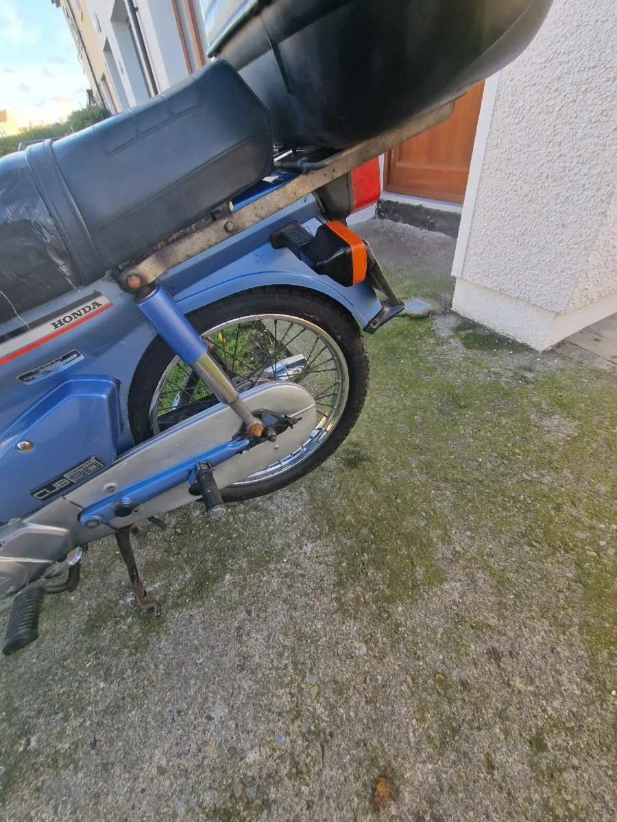 Honda club 901998 - Image 4