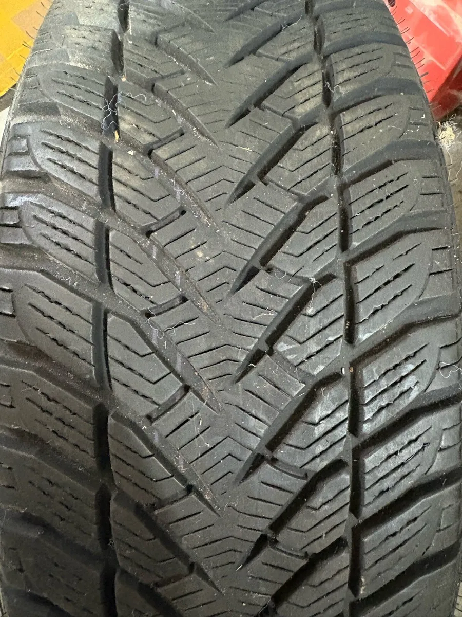 4 x Goodyear Ultra GripWinter tyres and steel rims - Image 2