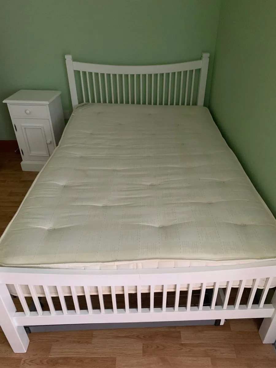 Bed and mattress, underbed storage and locker - Image 2