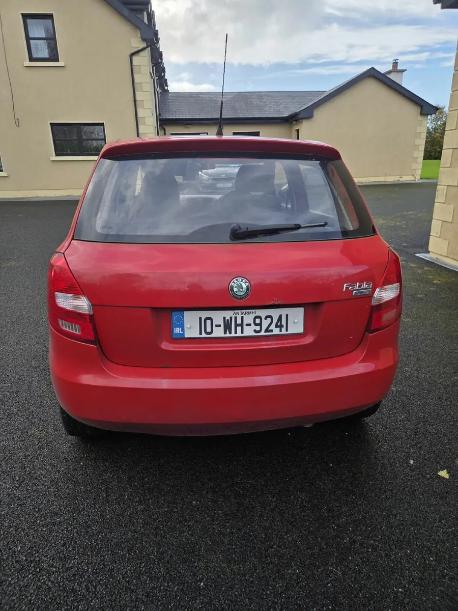 Skoda Fabia 2010 - Image 4
