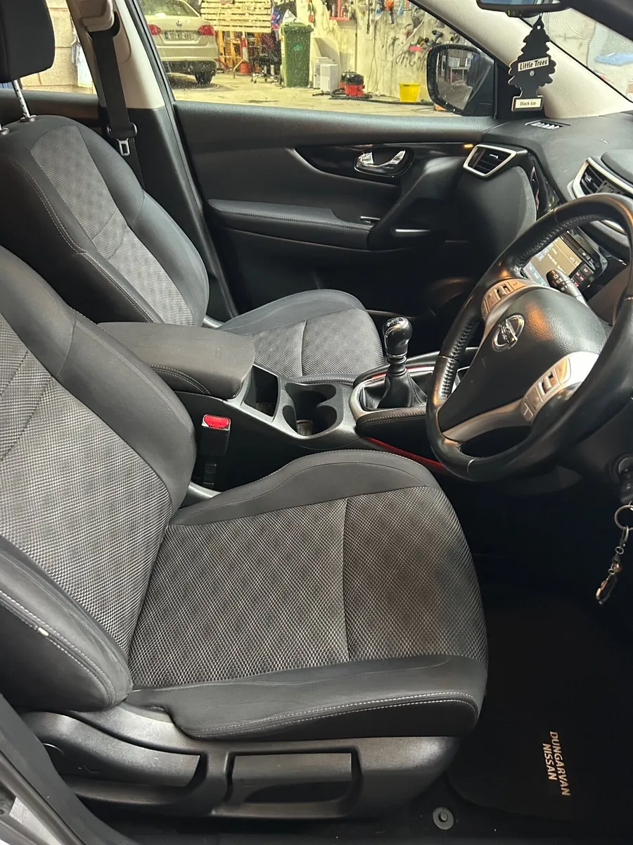 Nissan Qashqai 2015 - Image 4