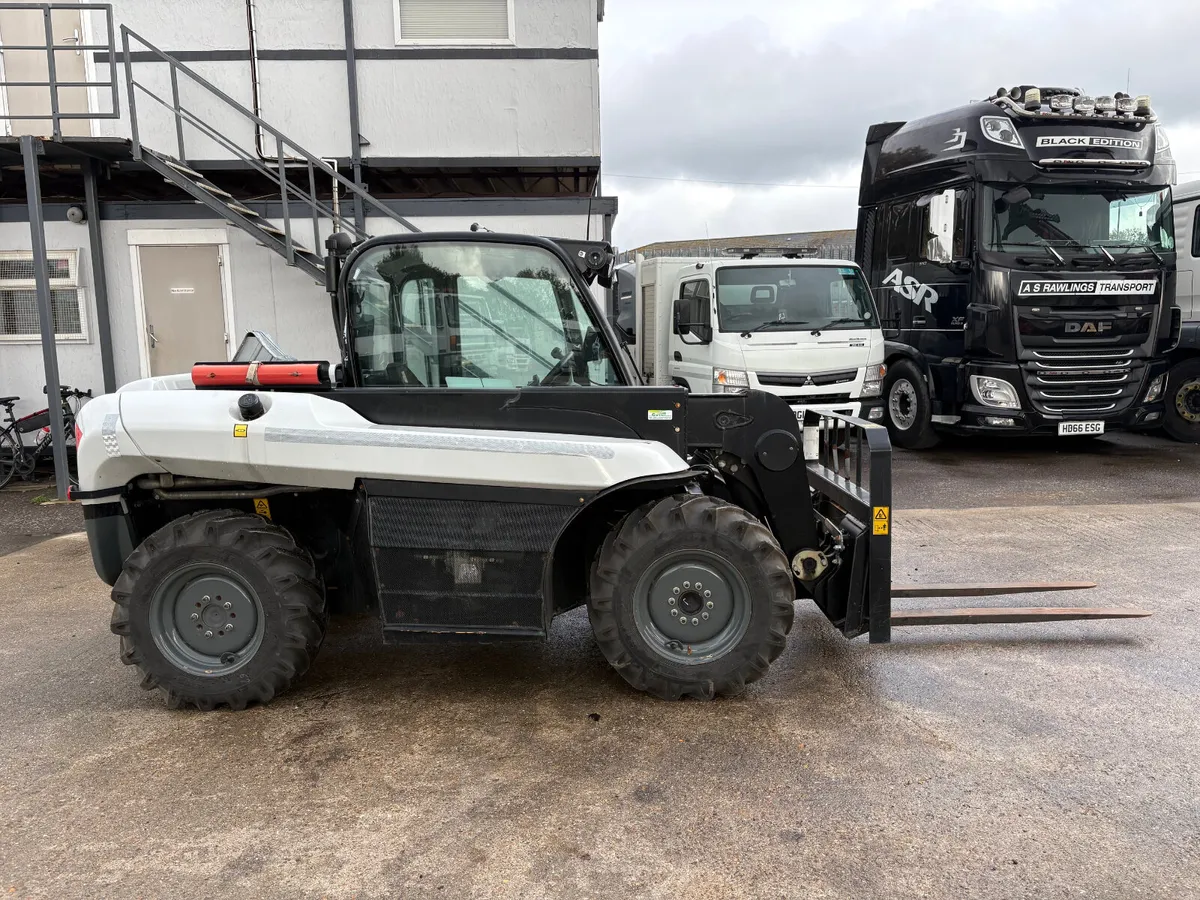 JCB 516-40 AGRI - Image 1