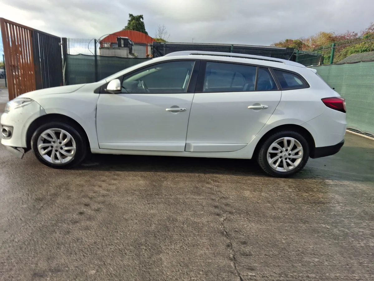 2016 Renault Megane 1.5 Diesel - Image 3