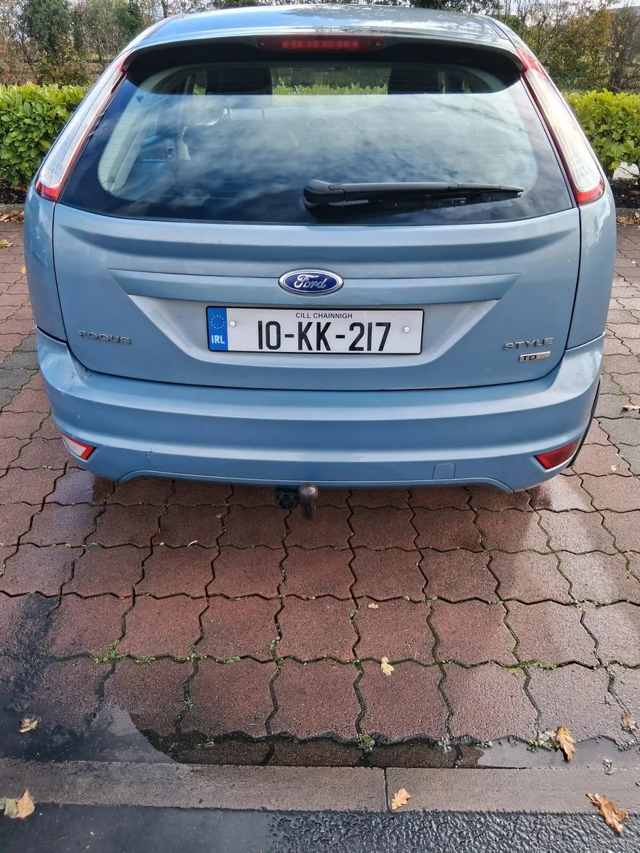 Ford Focus 2010 - Image 3
