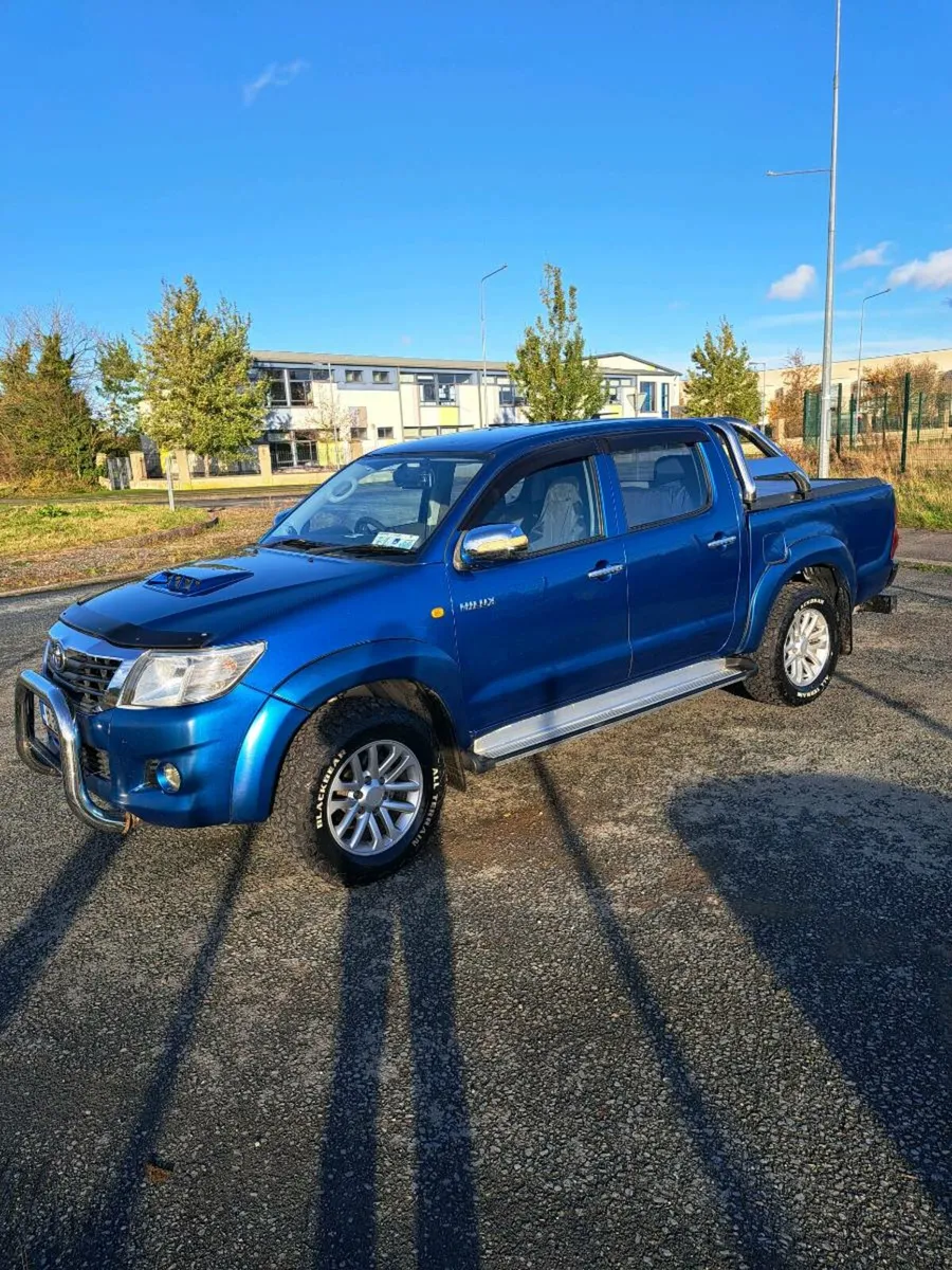 Toyota hilux - Image 1