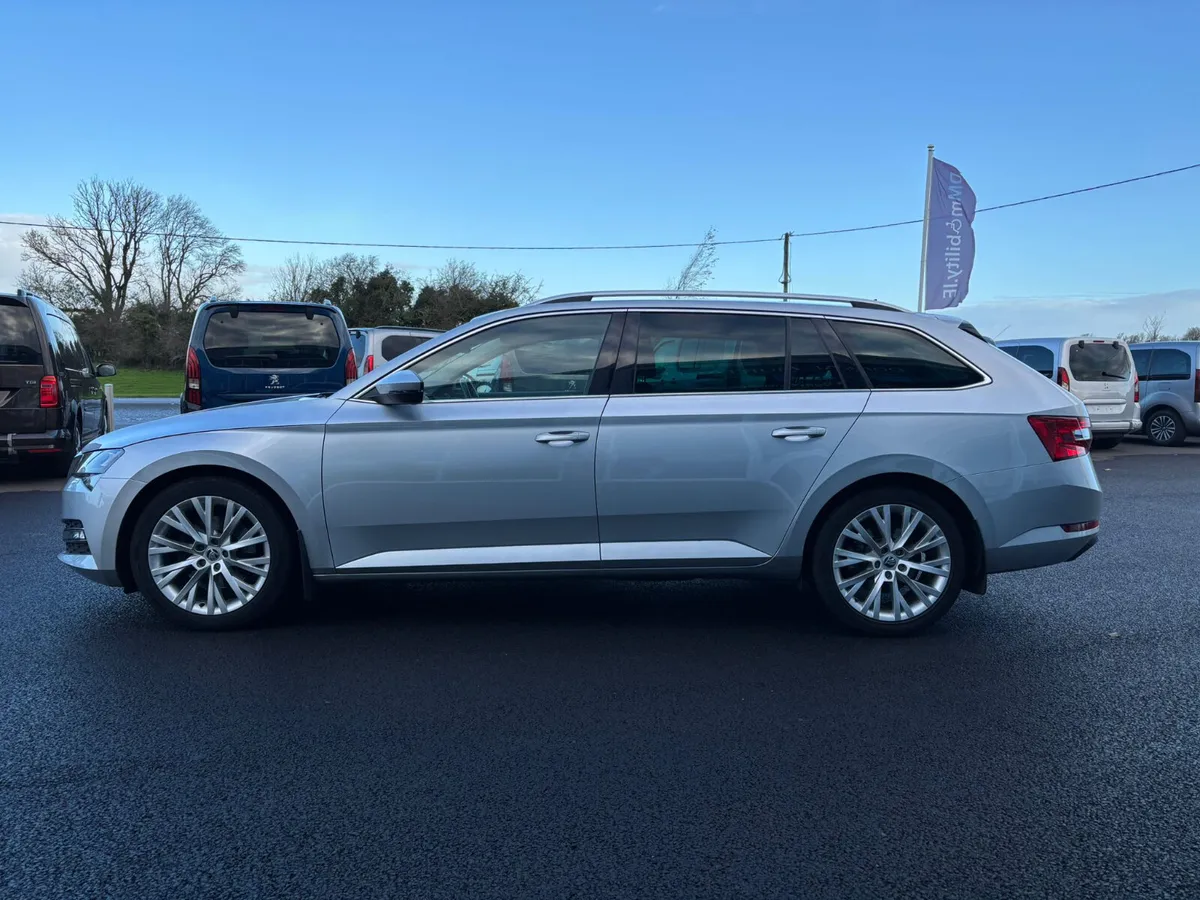 Skoda Superb C Style DSG Estate - Image 4