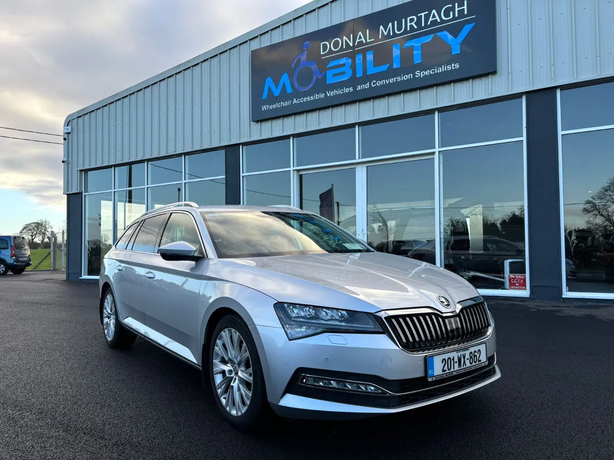 Skoda Superb C Style DSG Estate - Image 1