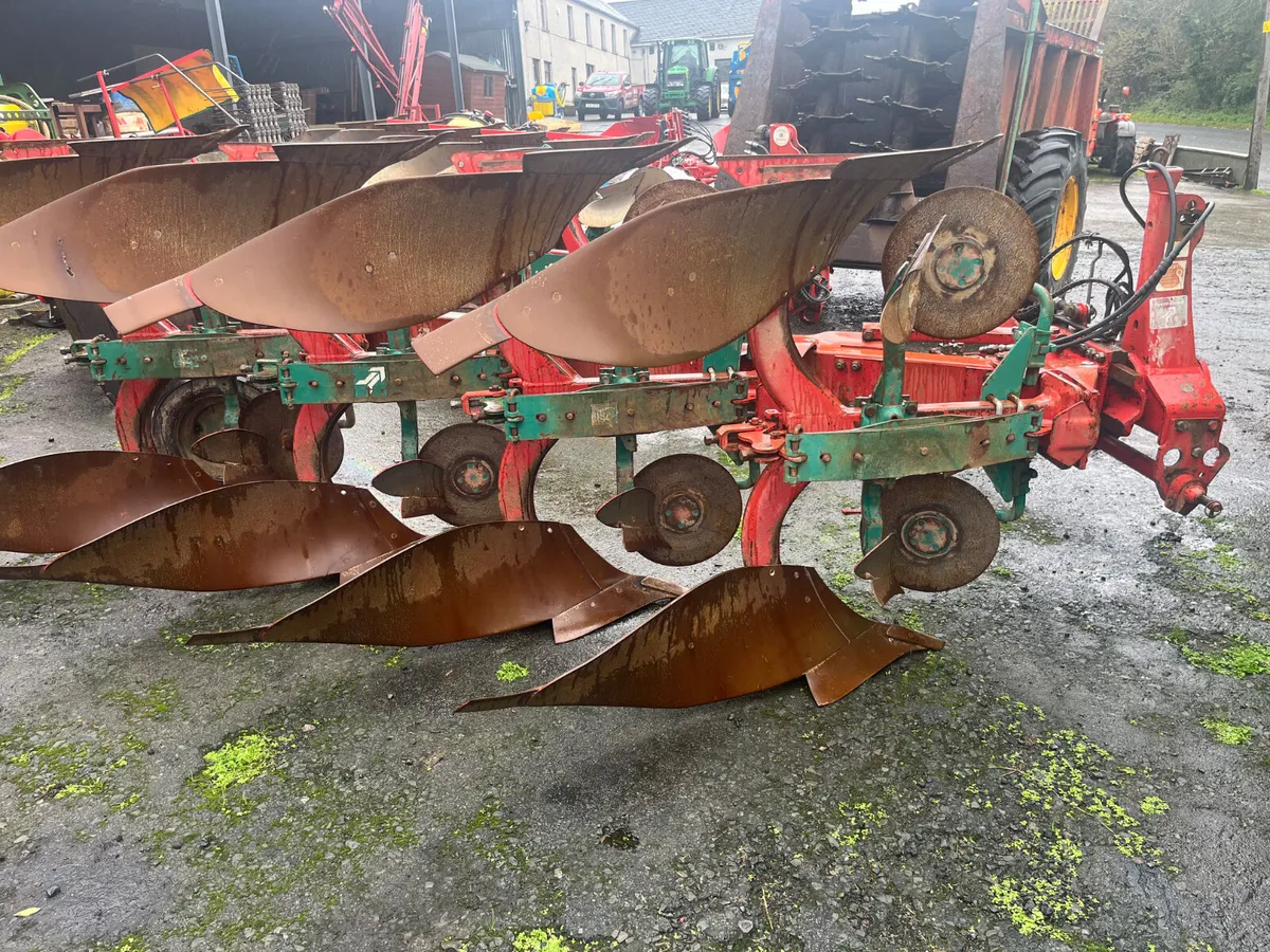 Used Kverneland 4F ED  Width Plough - Image 3