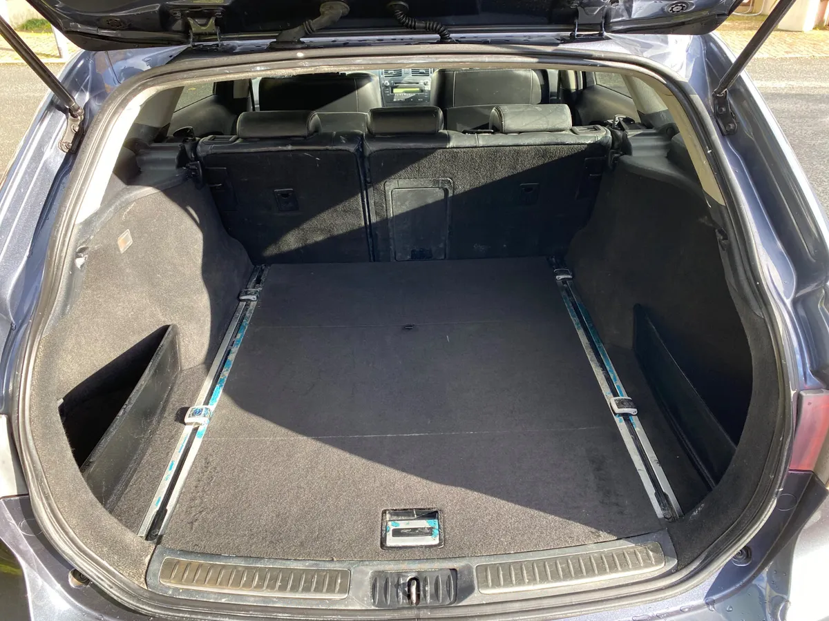 Toyota Avensis Estate - NCT / Tax - Image 4