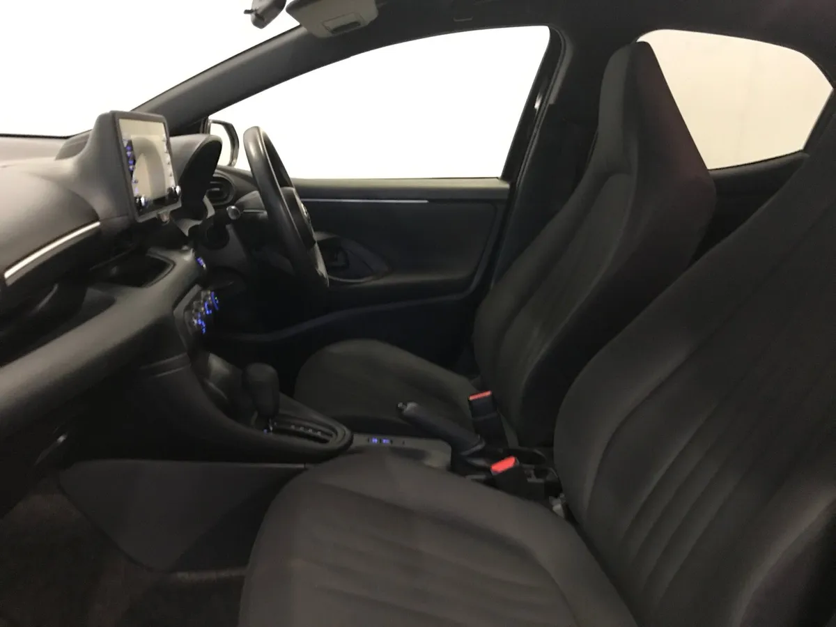 Toyota Yaris 1.0 Auto X - Image 3