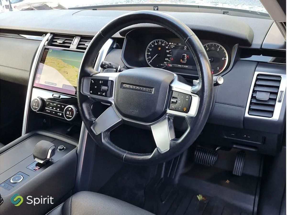 Land Rover Discovery Discovery 3.0 Campaign - Image 4