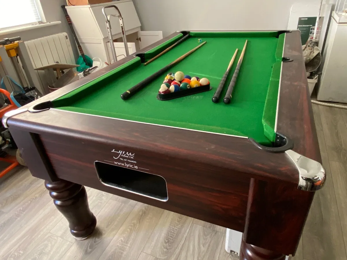 Pool table - Image 4